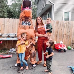 Meet your Posher, Danielle